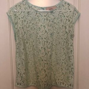 Lace sleeveless top